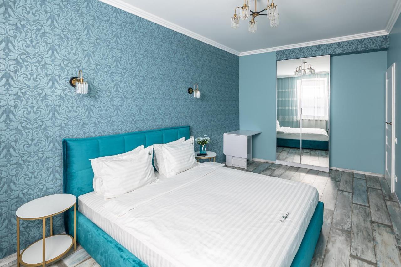 Romari Вічева 1 Apartment Lviv Ngoại thất bức ảnh