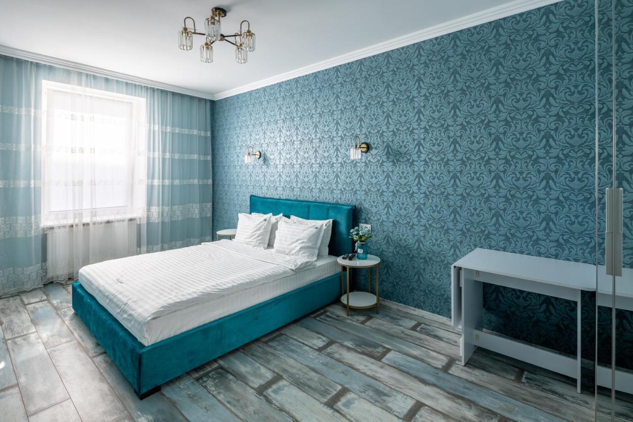 Romari Вічева 1 Apartment Lviv Ngoại thất bức ảnh